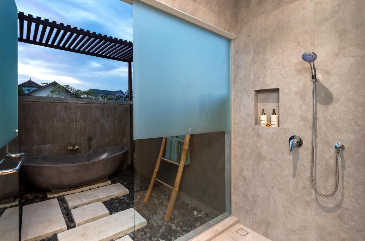 Villa Besakih 5Br, 5 Mins To Beach - Canggu Zewnętrze zdjęcie